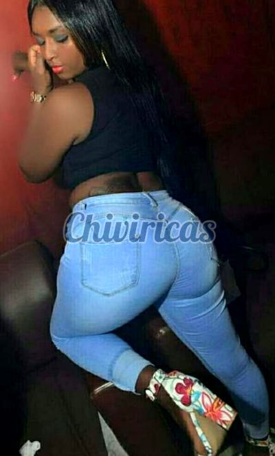 July, escort en Santo Domingo Este