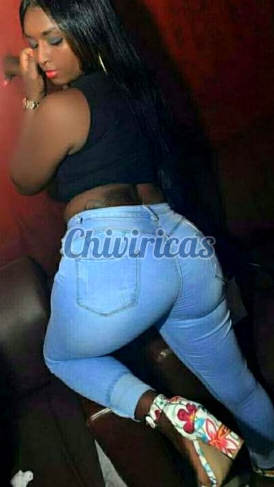 July, escort en Santo Domingo Este
