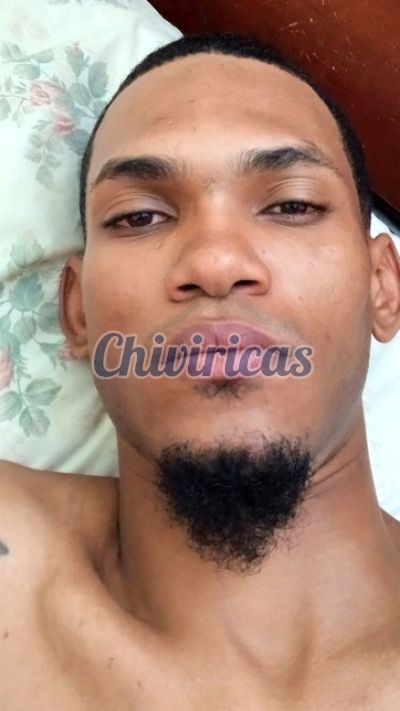 El exótico, hombre en Santo Domingo Este