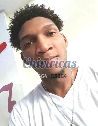Waly Reyes, Hombre que da masajes eróticos en Santo Domingo Norte