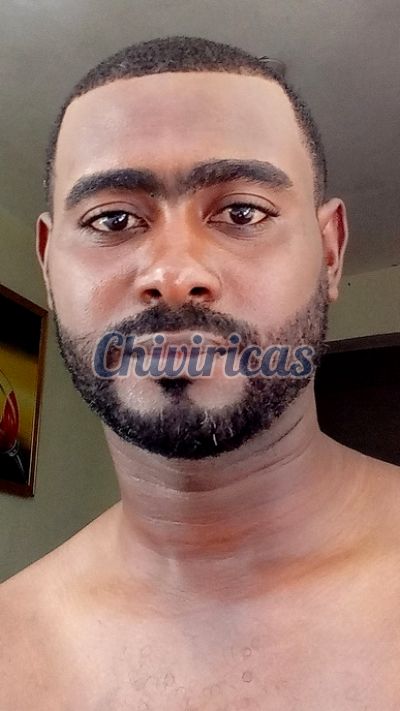 Arturo, Hombre en Santo Domingo Norte