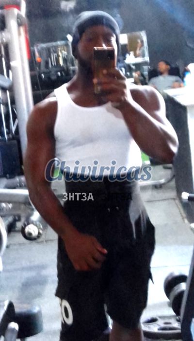 Carlos, Hombre en Santo Domingo Norte