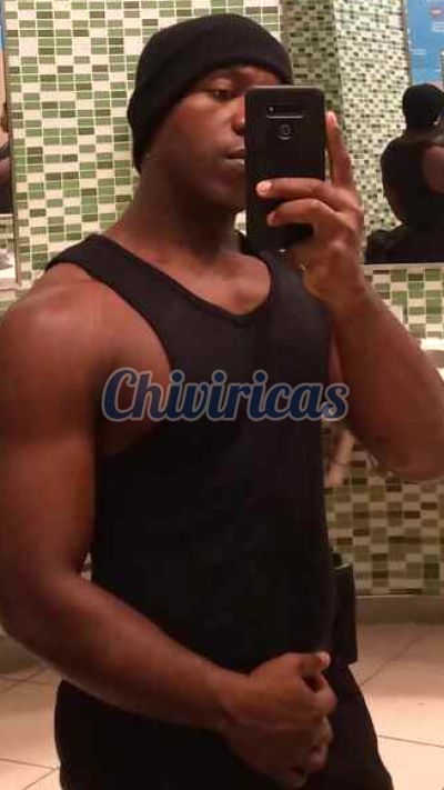 Carlos, Hombre en Santo Domingo Norte