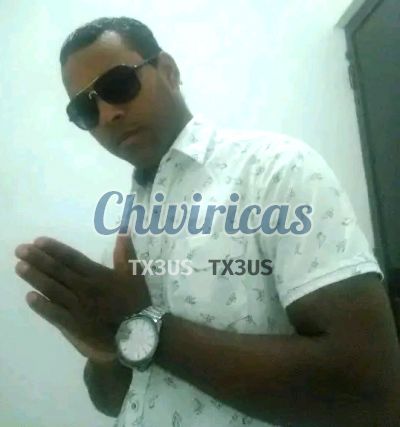 Novoa, Hombre que hace videollamadas y sexting