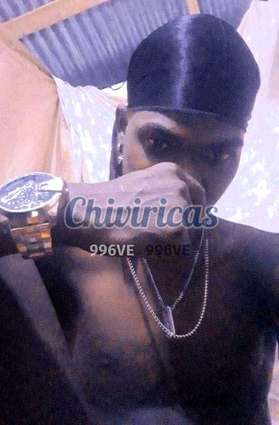 Exequiel, Hombre en Santo Domingo Norte