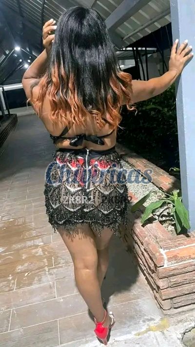 Padilla, mujer que da masajes eróticos en Santo Domingo Este