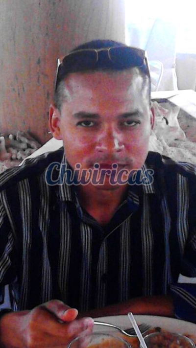 Raúl, hombre en Distrito Nacional