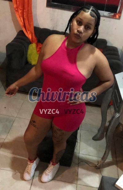 Yani, mujer que hace videollamadas y sexting