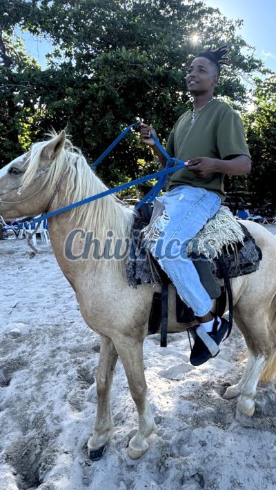 Tu negro, hombre en Puerto Plata