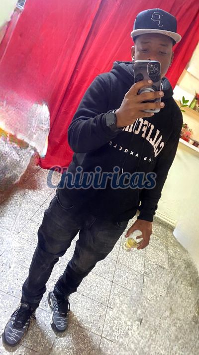 Tu moreno, hombre en Santo Domingo Norte