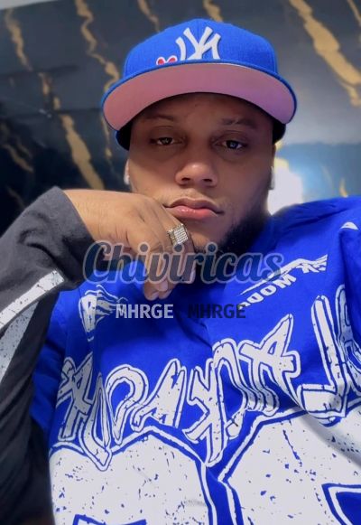 Yoel 8495973024, hombre en Santo Domingo Norte