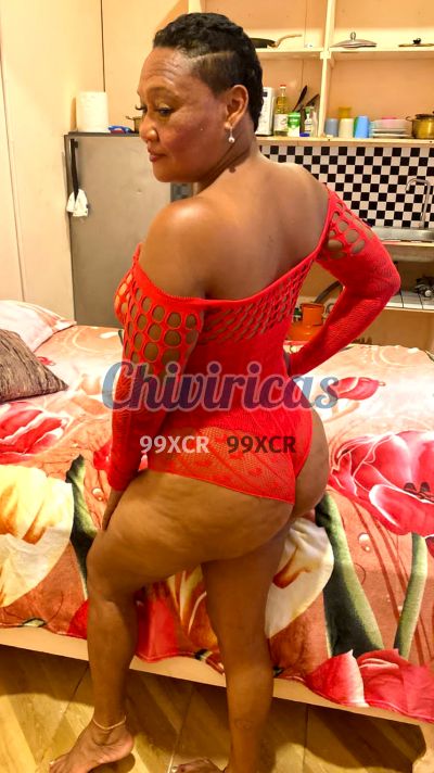 Yanet 8295334497, escort en Santo Domingo Este