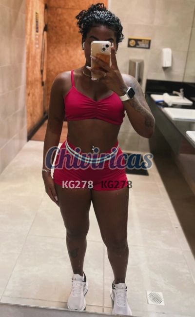 La negra leticia 8295749529, puta en Piantini (Distrito Nacional)