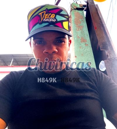 Juan Martínez 8299653503, hombre en Santiago