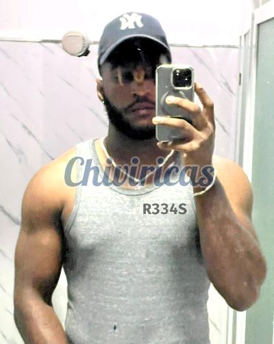 Eric 8296138783, hombre que da masajes eróticos en Santo Domingo Este